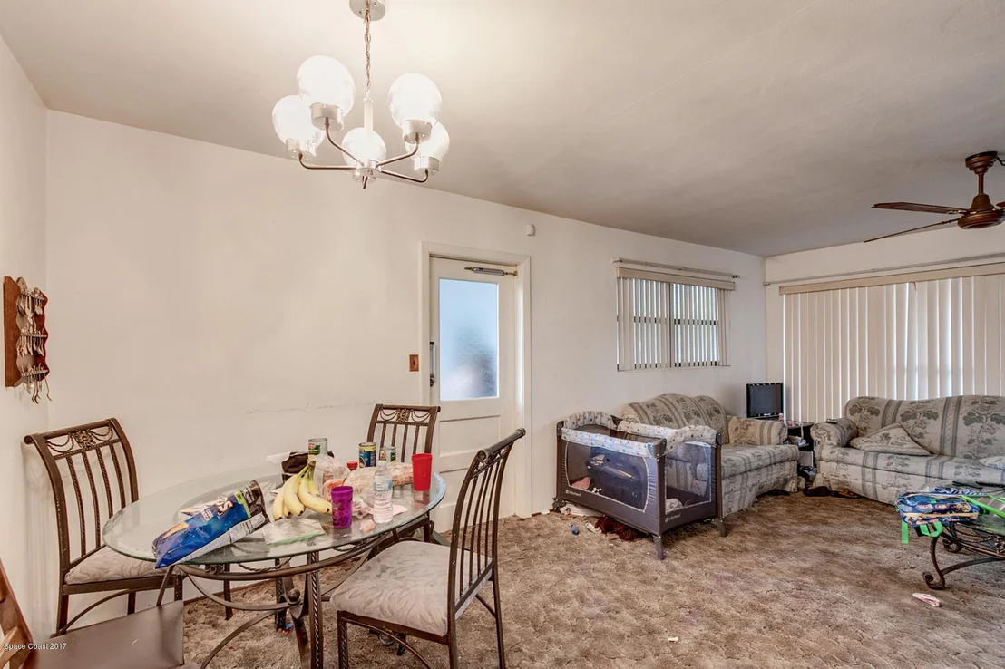 Photo of 1108 Hickory Lane