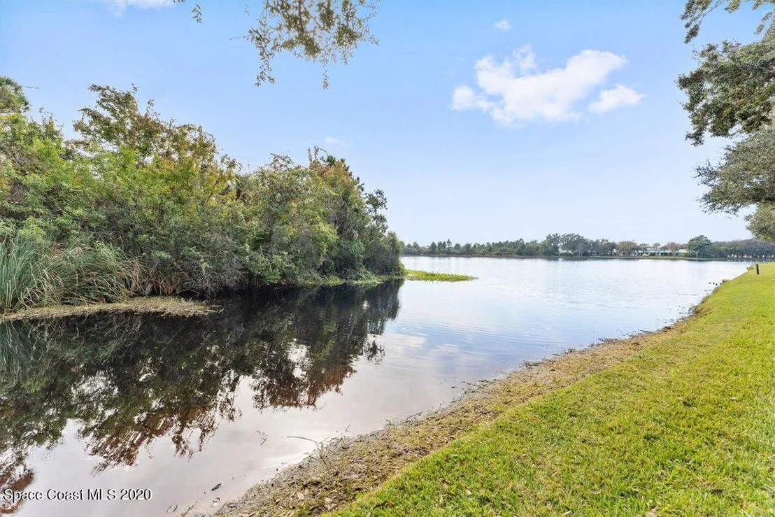 Photo of 1461 Crane Creek Boulevard