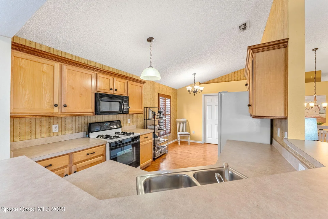 Photo of 4227 Four Lakes Drive