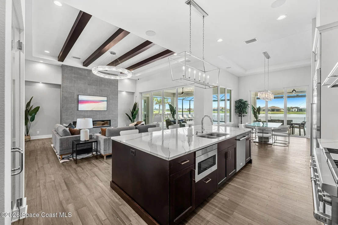 Photo of 3698 Lake Adelaide Place
