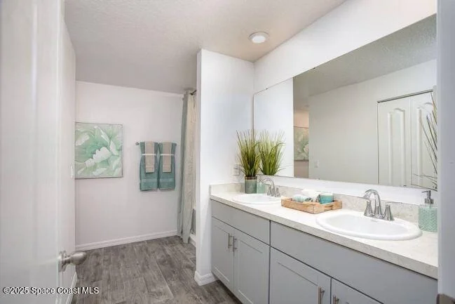 Photo of 1158 Ruby Street SE