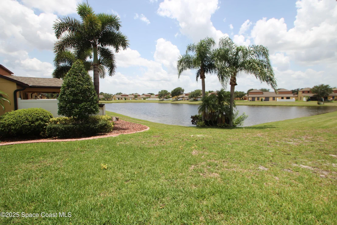 Photo of Unit 103 at 785 Luminary Circle