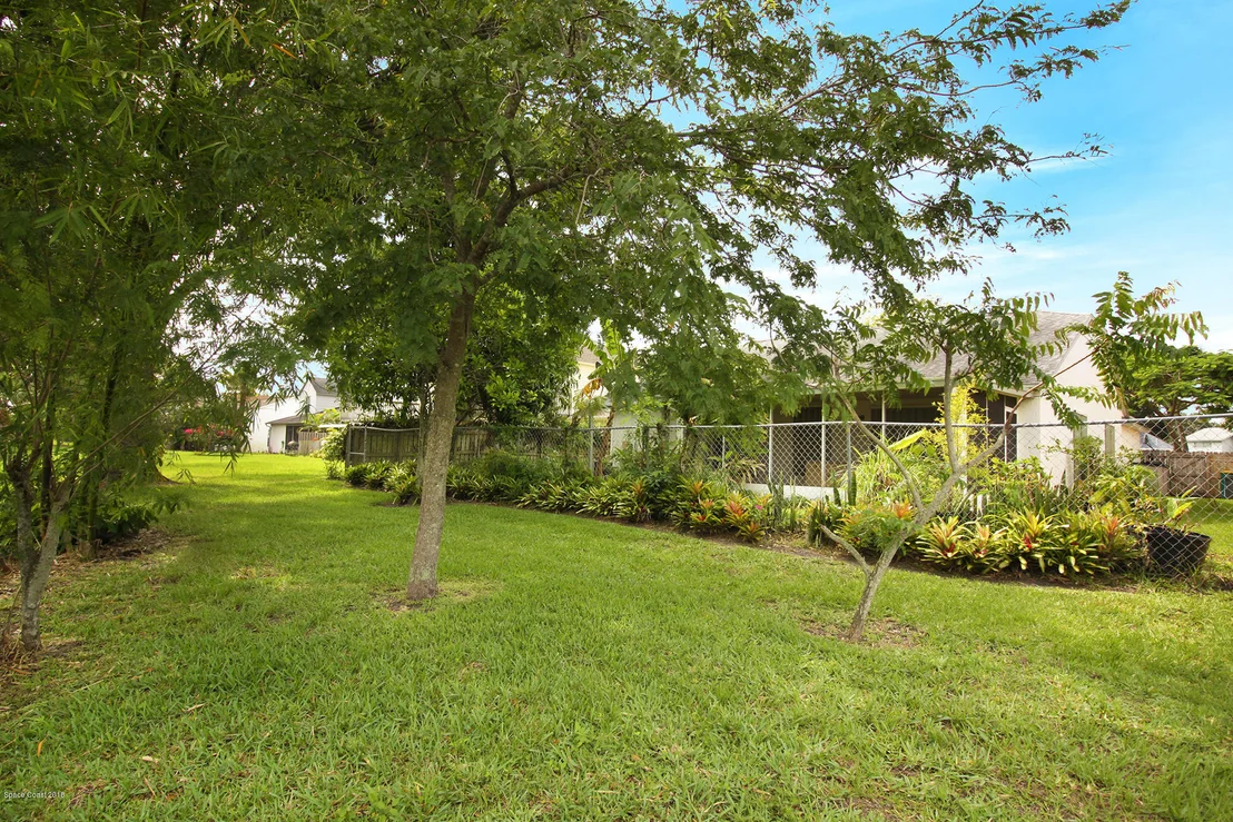 Photo of 1679 Clover Circle