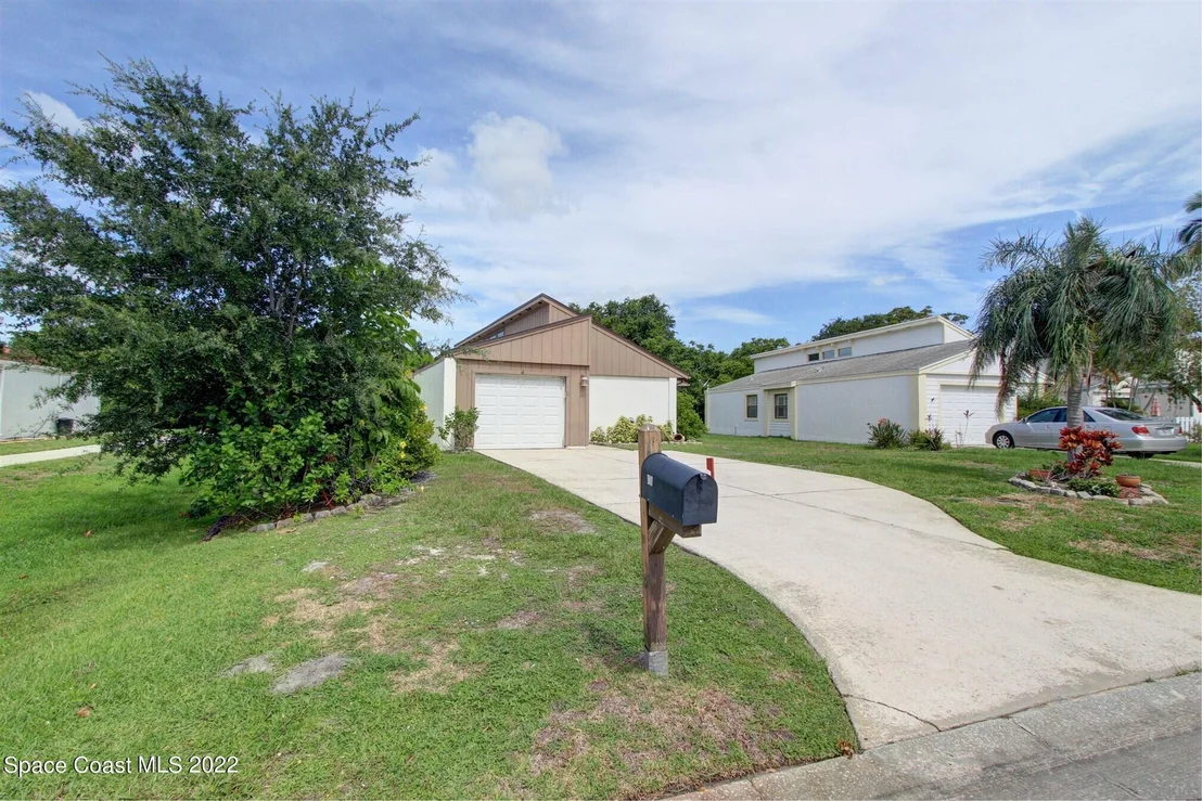 Photo of 130 Woodside Drive