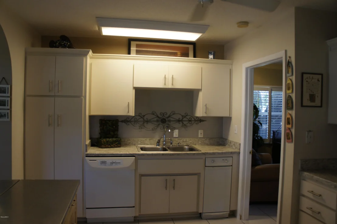 Photo of 555 Old Oak Street