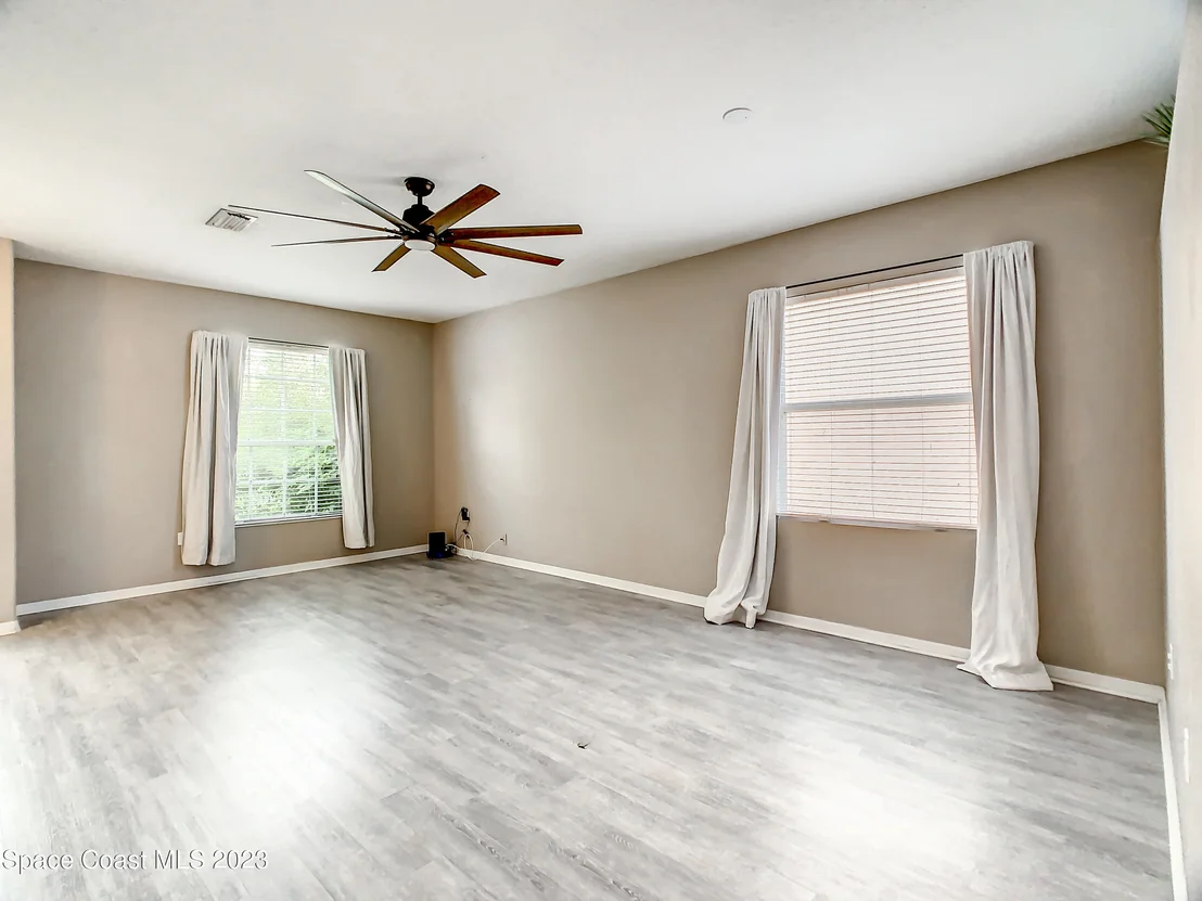 Photo of 324 Sedgewood Circle