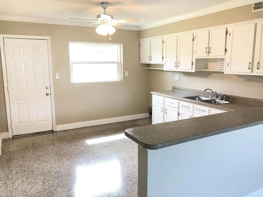 Photo of 509 Camellia Drive