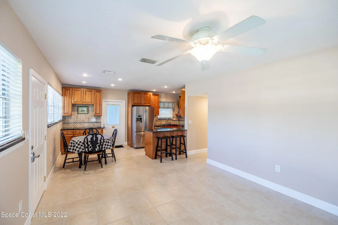 Photo of 1609 Hedrick Drive