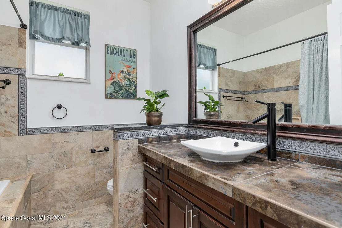 Photo of 800 Peregrine Drive