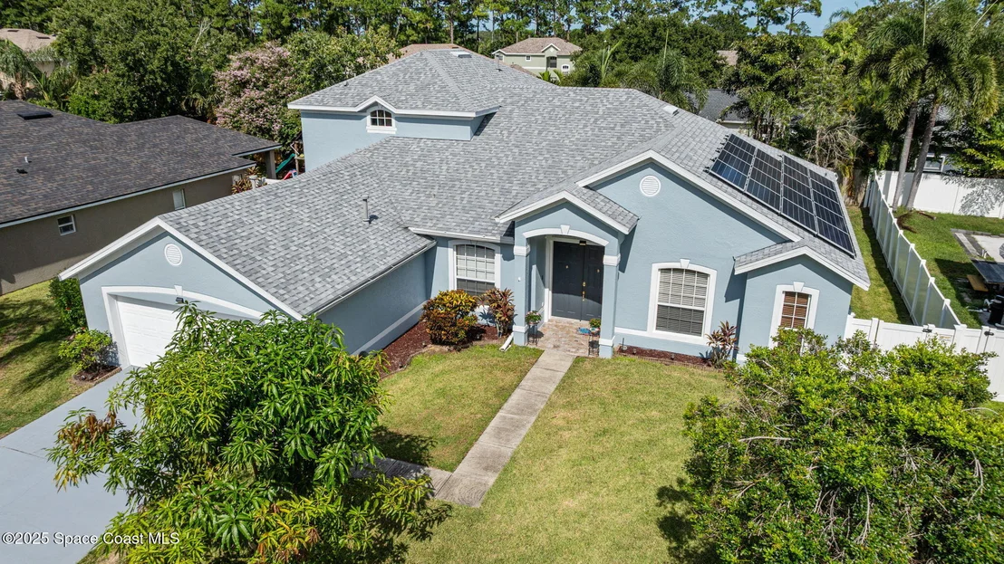 Photo of 312 Barrymore Drive