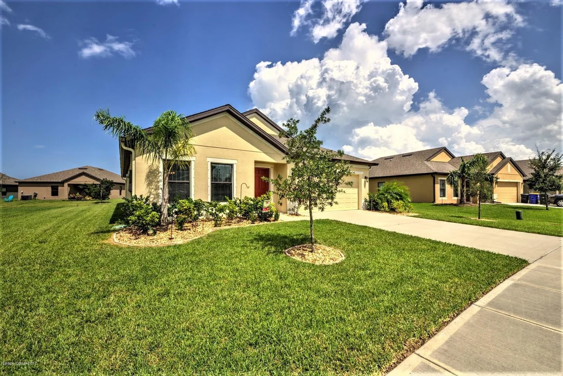 Photo of 1326 Sangria Circle