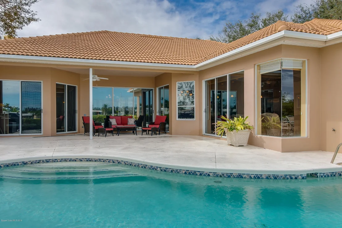 Photo of 256 Lanternback Island Drive