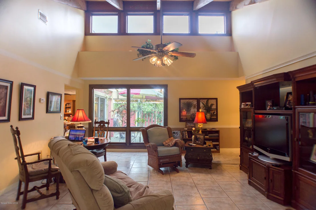 Photo of 345 Mission Oak Drive