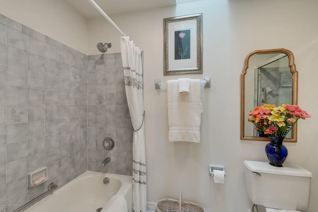 Photo of 906 Ridge Lake Drive