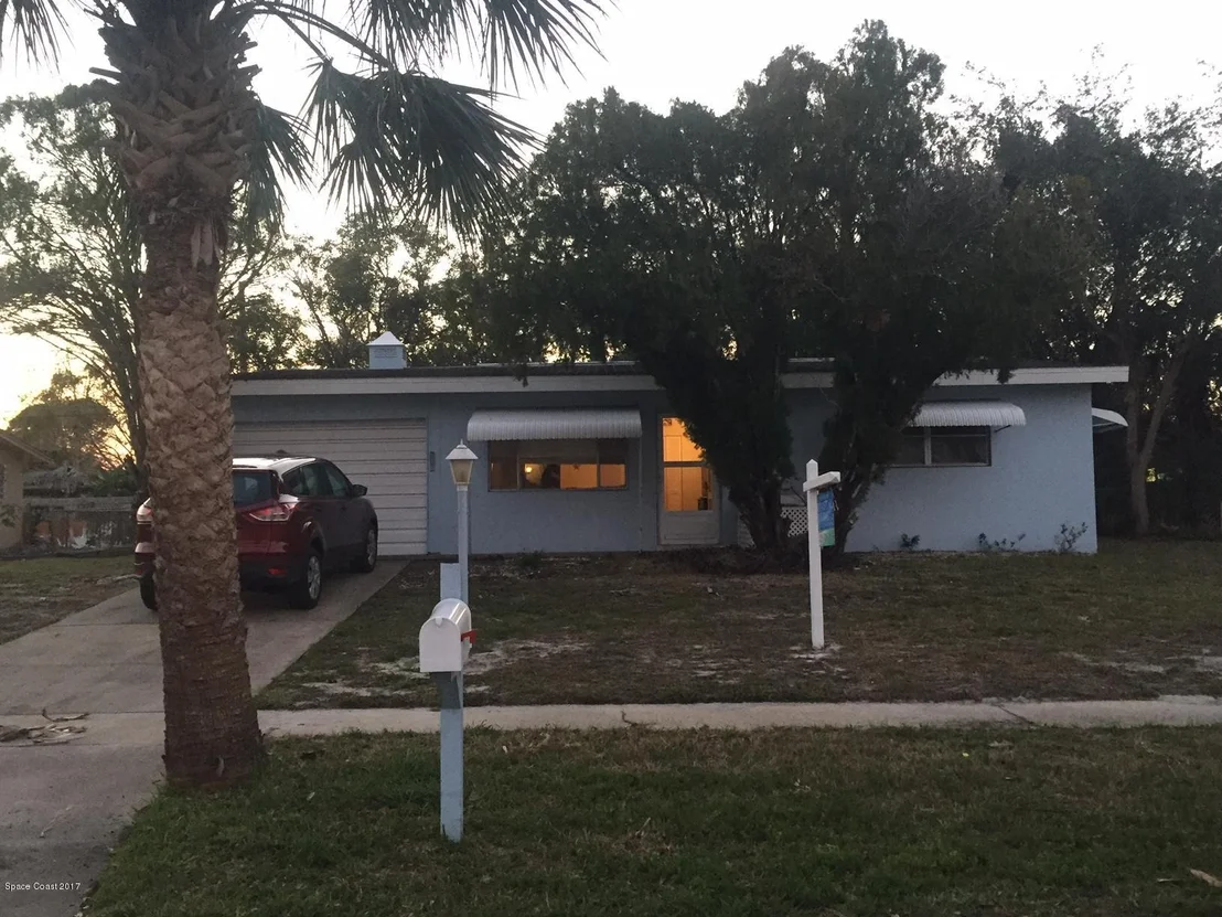 Photo of 620 Aloha Avenue