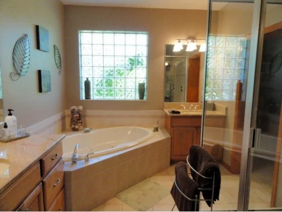 Photo of 3570 Serenity