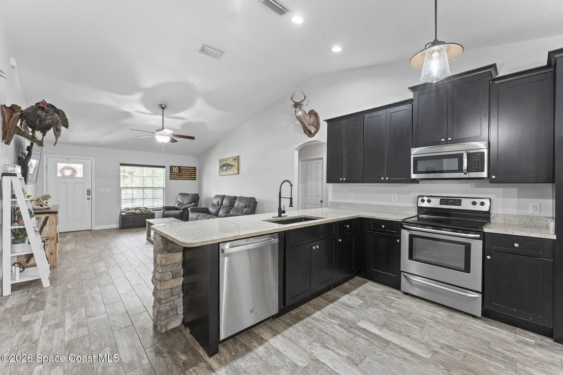 Photo of 6435 Wien Lane