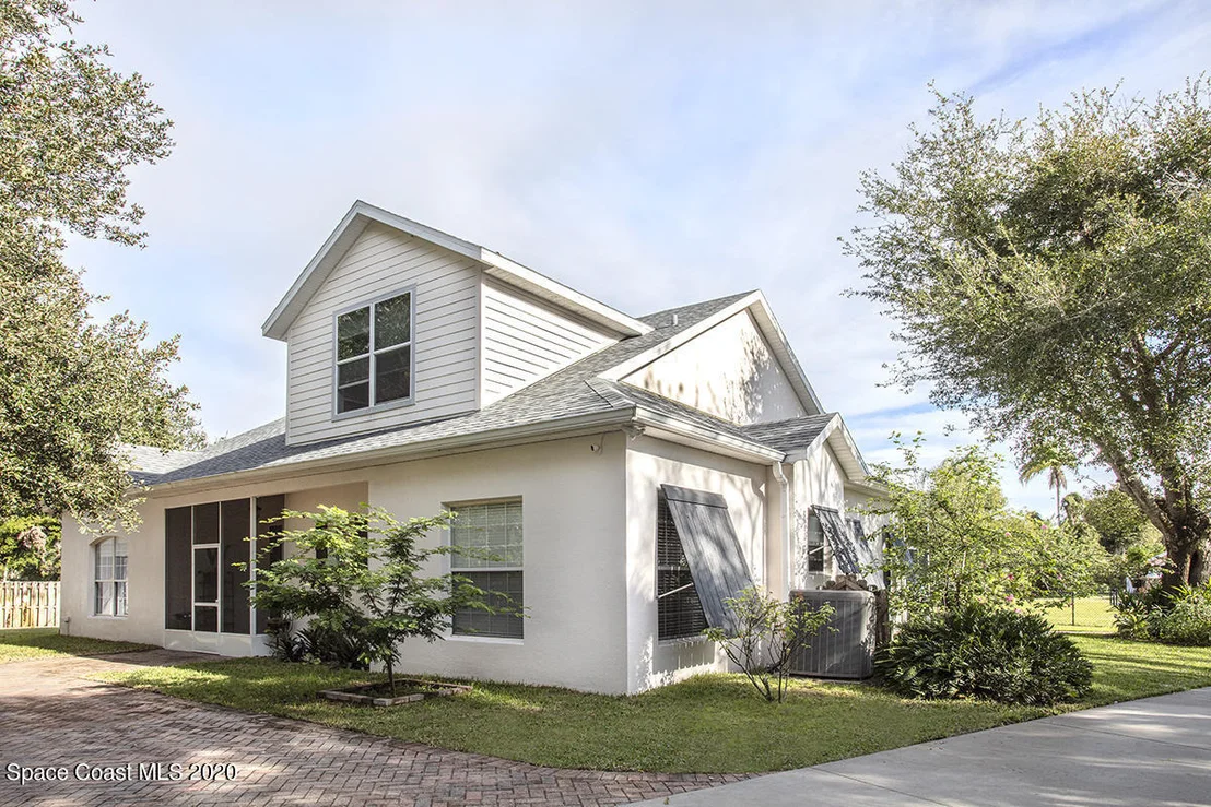 Photo of 3947 N Indian River Drive