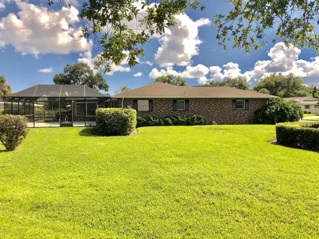Photo of 1481 Meadowbrook Road NE