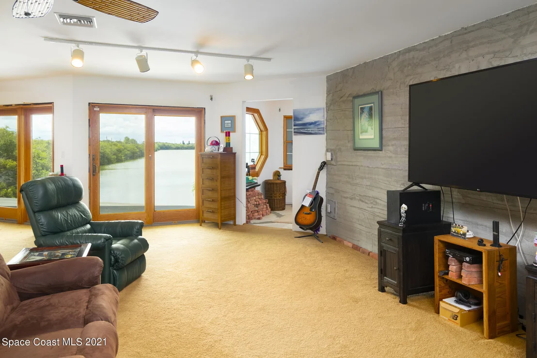 Photo of 14 Danube River Drive
