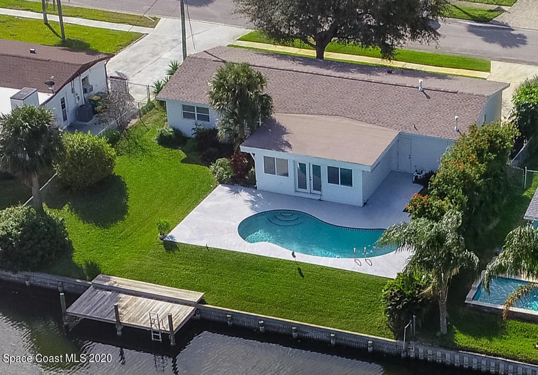 Photo of 439 Sandpiper Drive