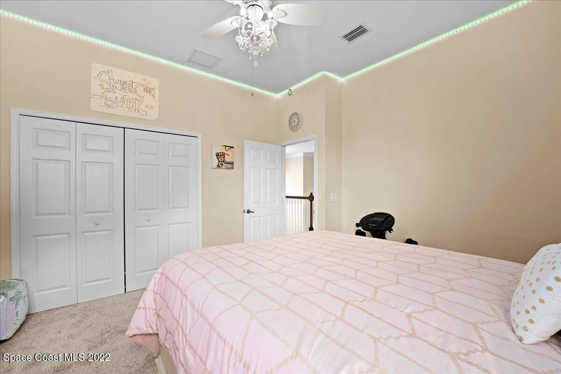 Photo of 2067 Windbrook Drive SE