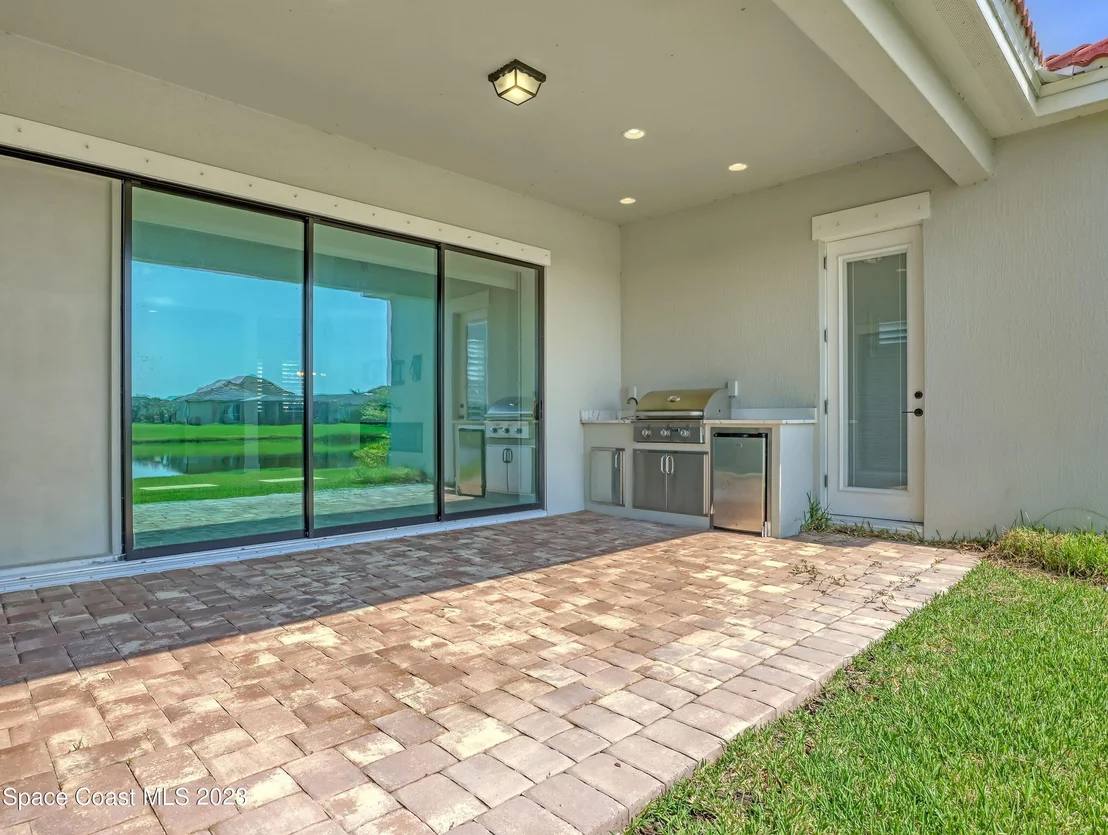 Photo of 8215 Lyside Drive