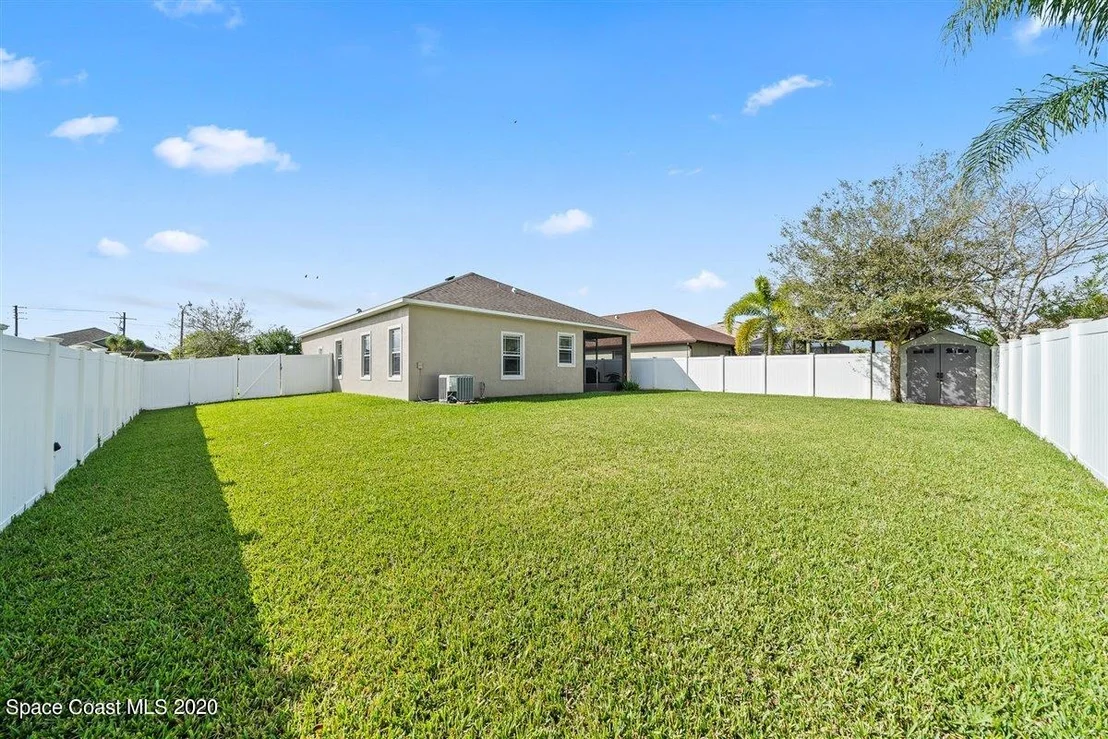 Photo of 3235 Constellation Drive