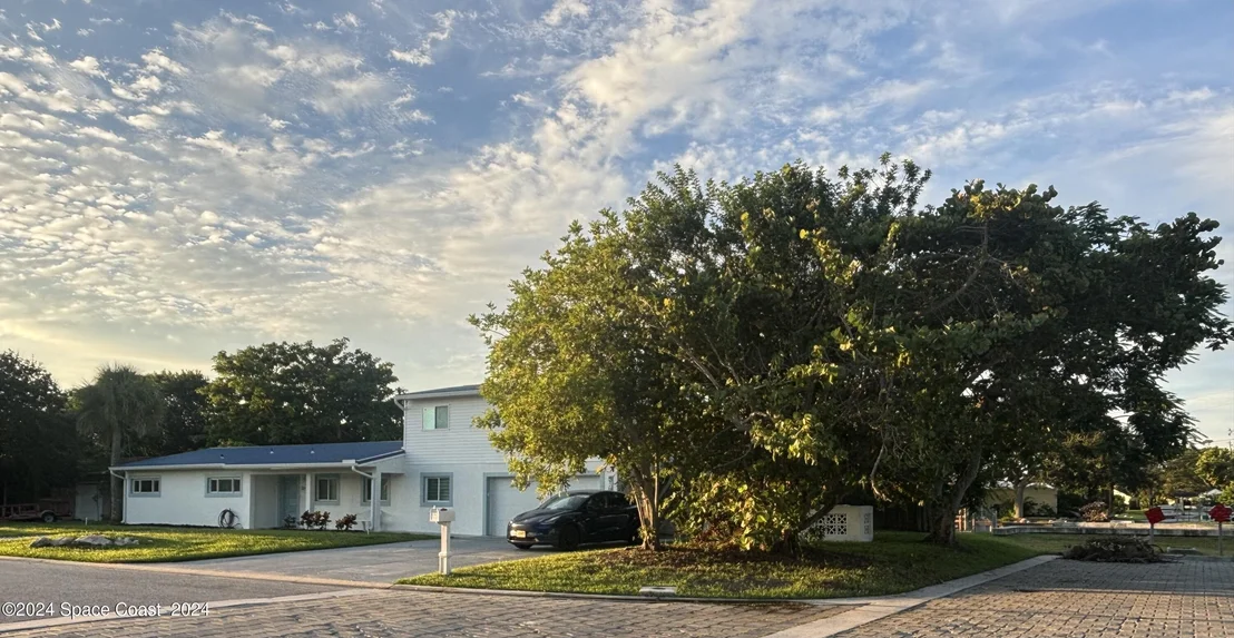 Photo of 492 Dempsey Drive