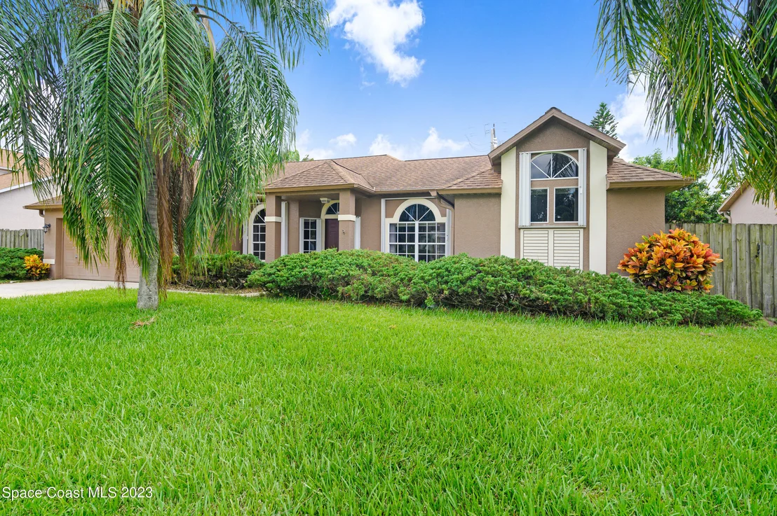 Photo of 2634 Lowell Circle