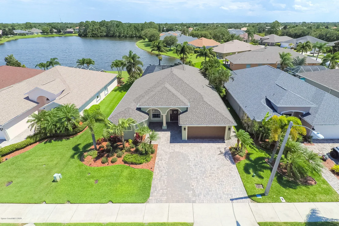 Photo of 2128 Auburn Lakes Drive