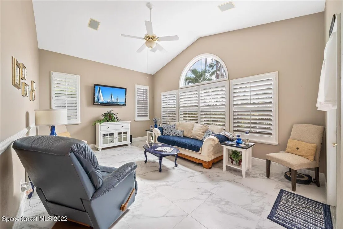 Photo of 1001 Fieldstone Drive