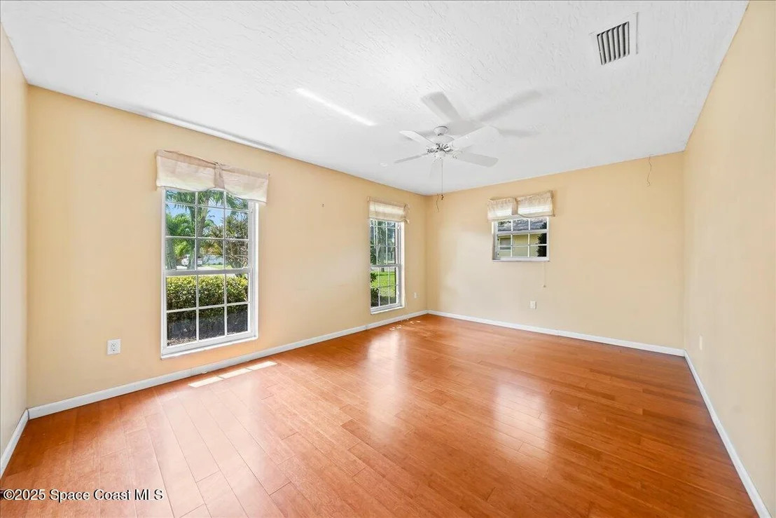 Photo of 340 Albacore Place