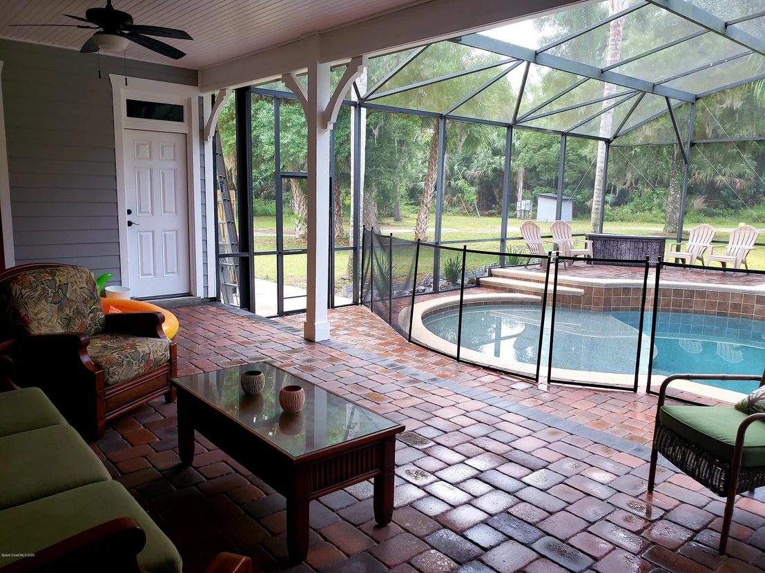 Photo of 555 Hale Road