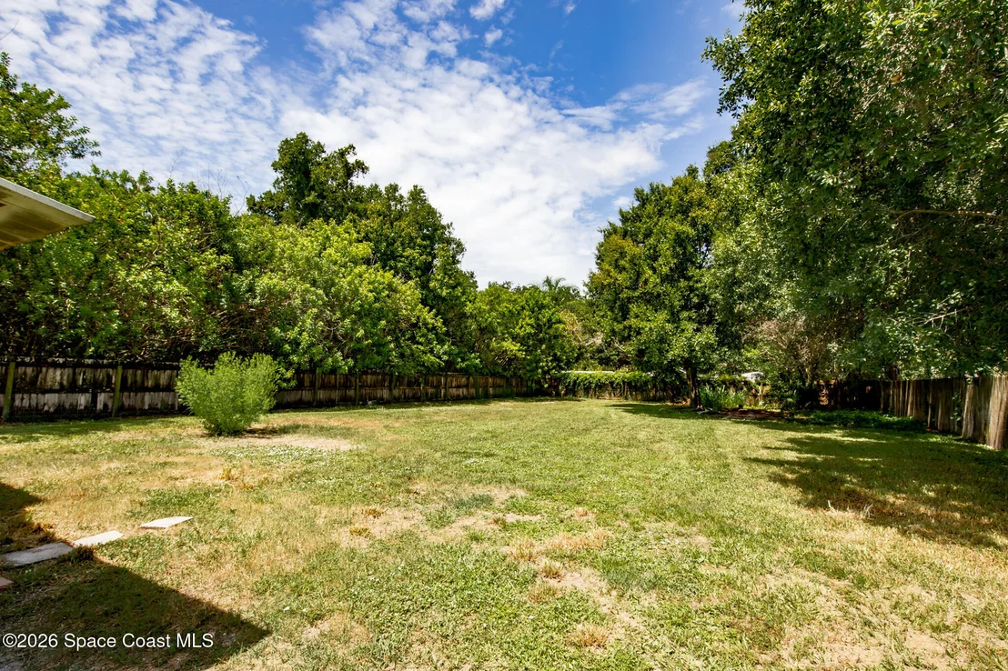 Photo of 355 Pine Avenue