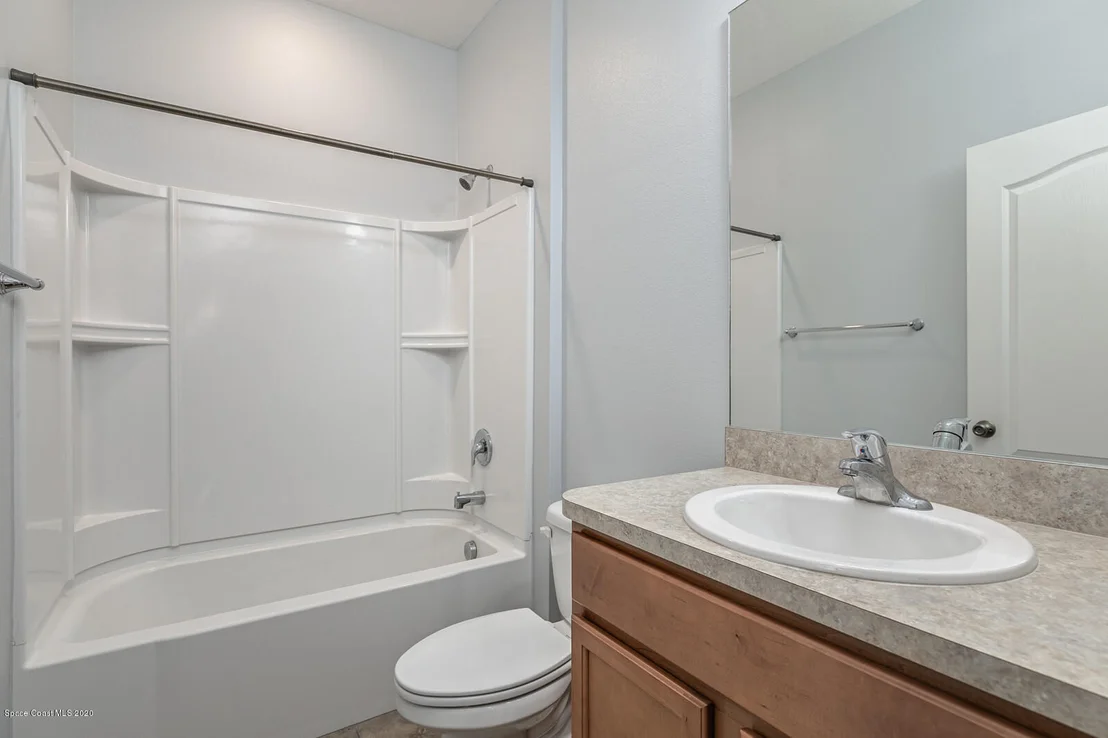 Photo of 1102 Morgan Circle NE