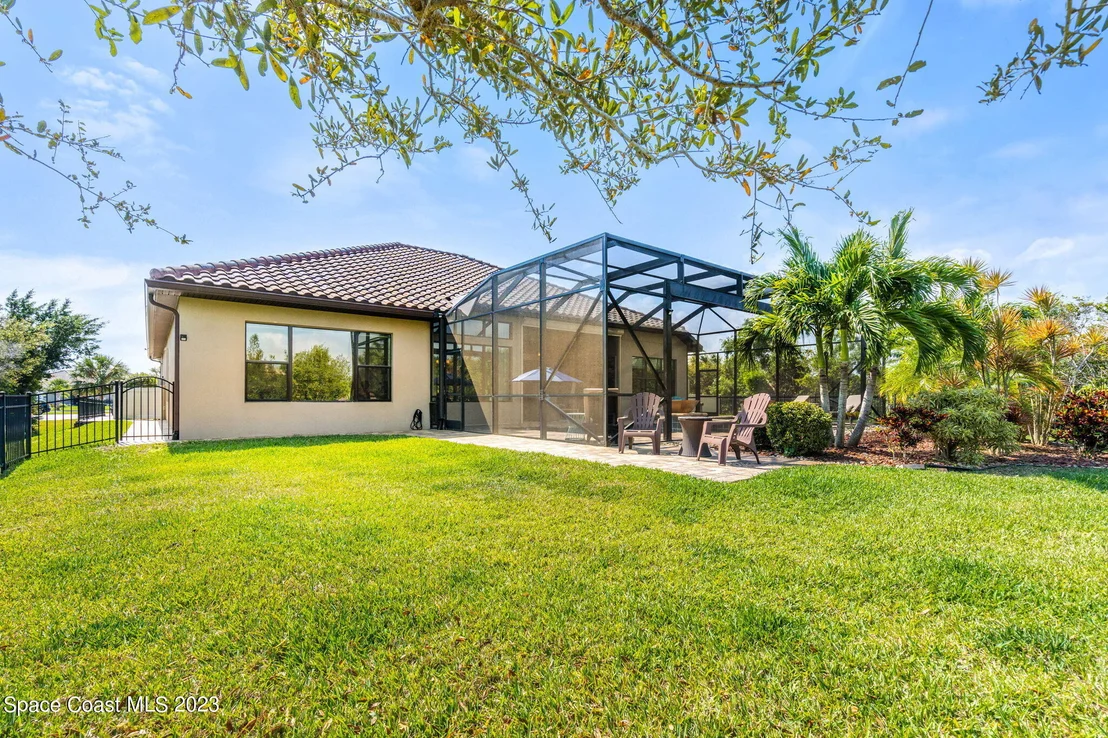 Photo of 5530 Calder Drive