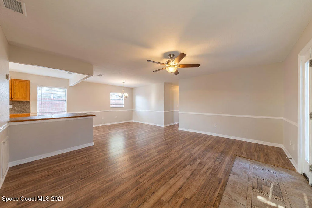Photo of 654 Teak Drive