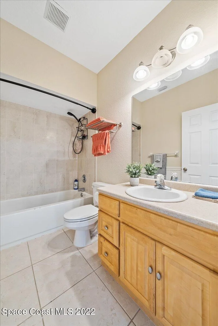 Photo of 2303 Colonial Drive