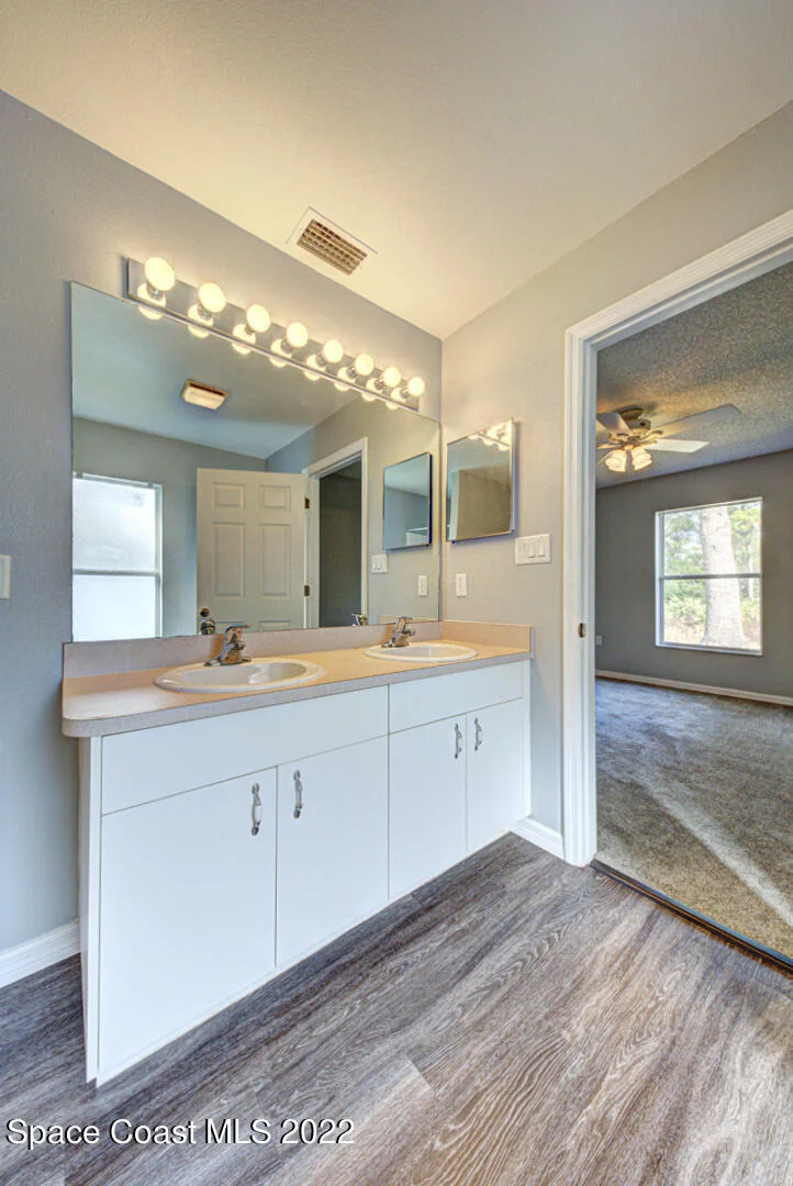 Photo of 3938 Tangle Drive
