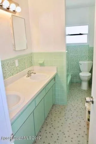 Photo of 492 Barrello Lane