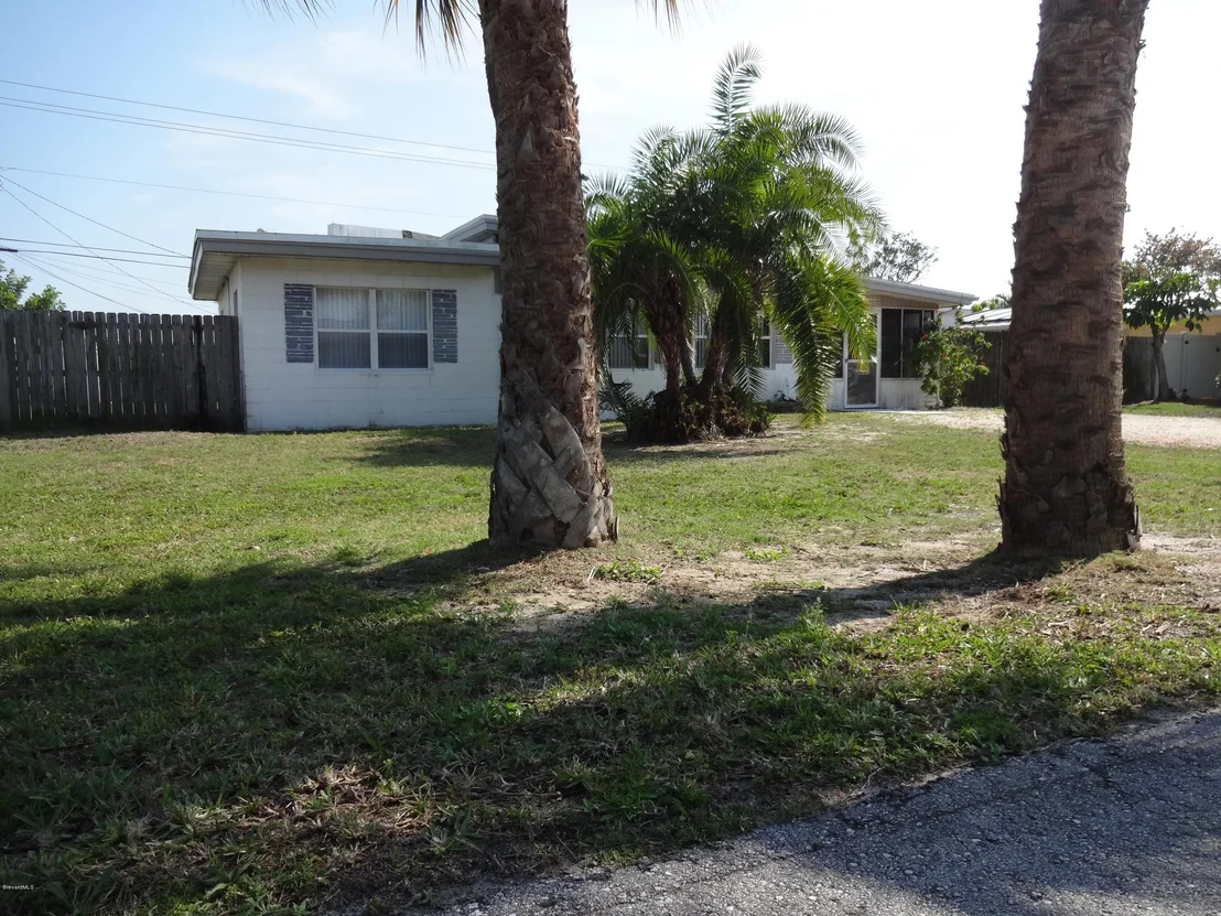 Photo of 235 Cinnamon Drive