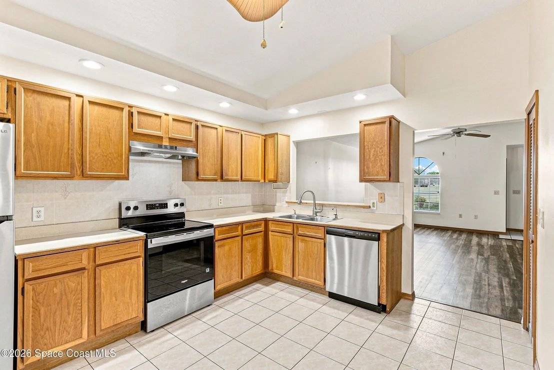 Photo of 910 Cross Lake Drive
