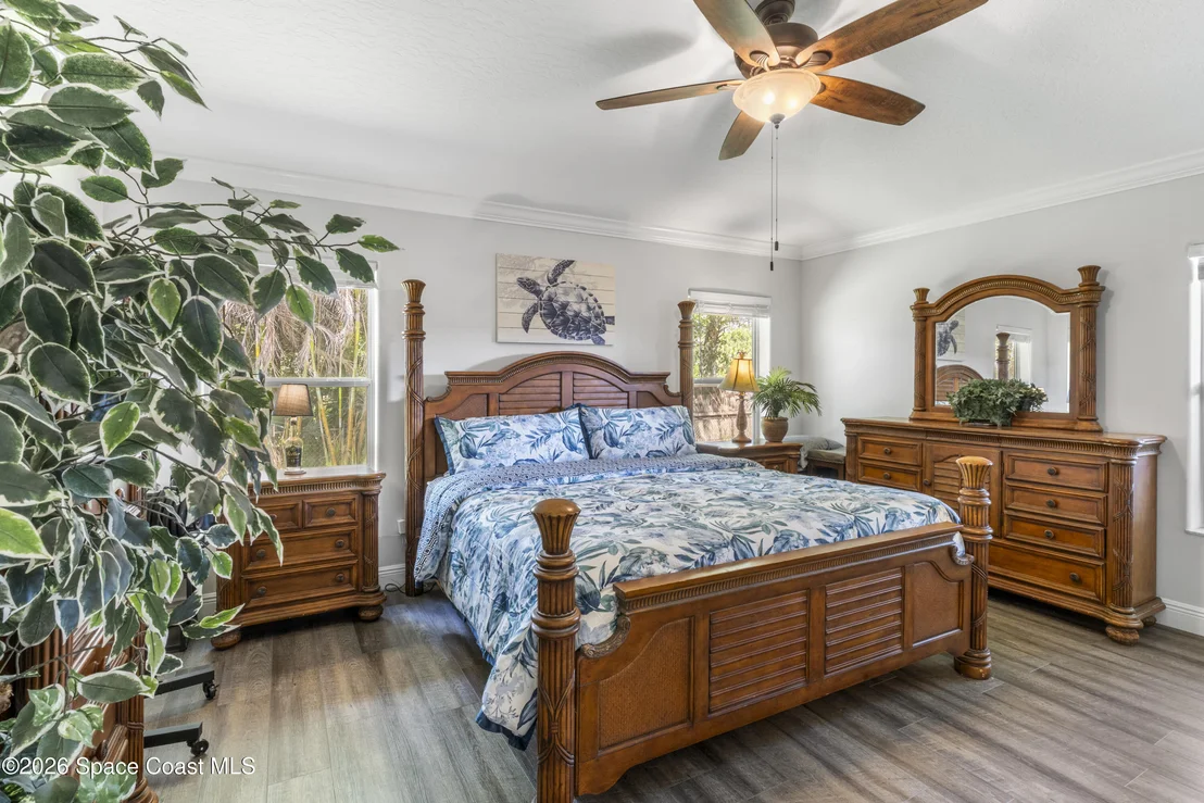 Photo of 5870 39th Lane
