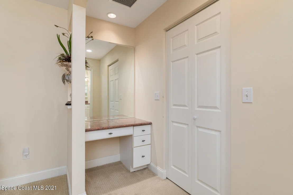 Photo of 114 Eleventh Avenue