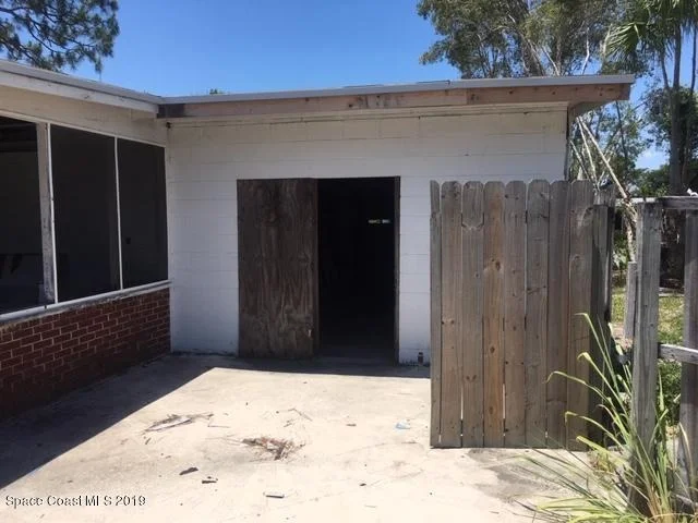 Photo of 1221 Willow Lane