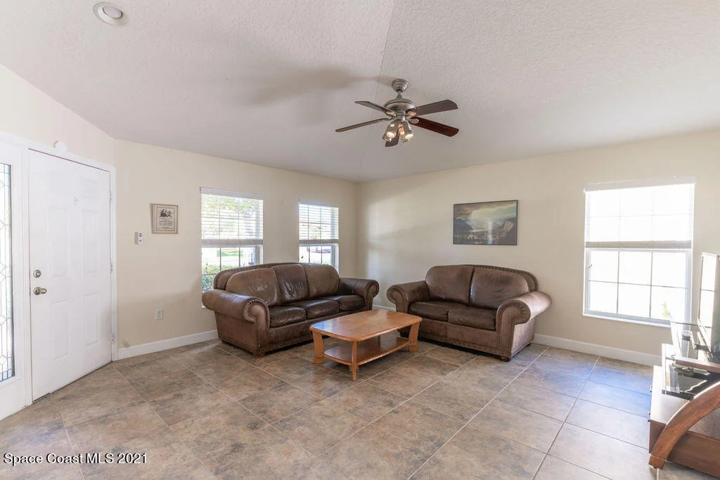 Photo of 4390 Chardonnay Drive
