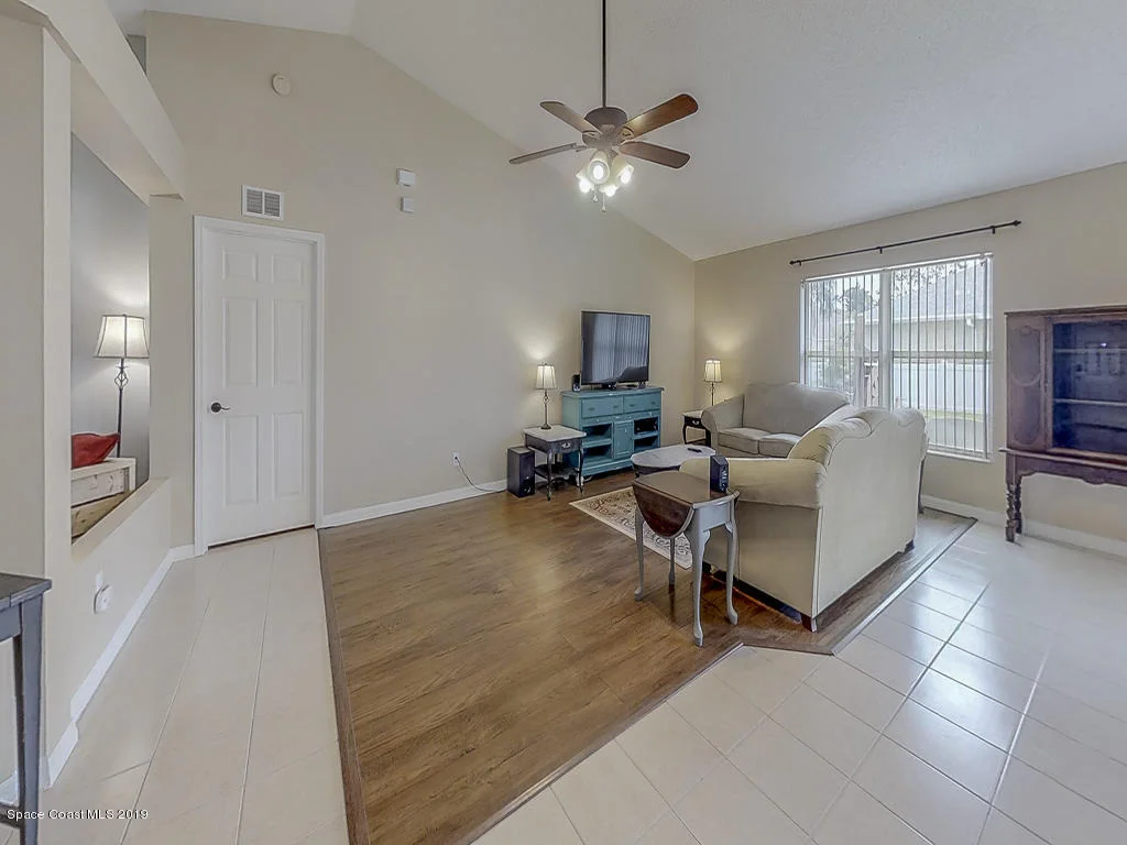 Photo of 4218 N Ventana Boulevard