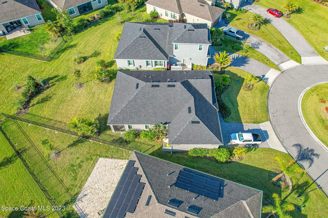 Photo of 7338 Bluemink Lane