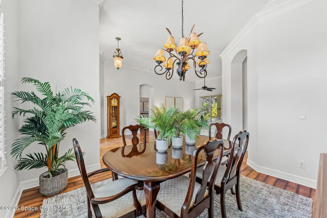 Photo of 5297 Solway Drive